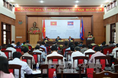 Xây dựng hệ thống mốc phụ tuyến biên giới Đắk Nông – Mundulkiri